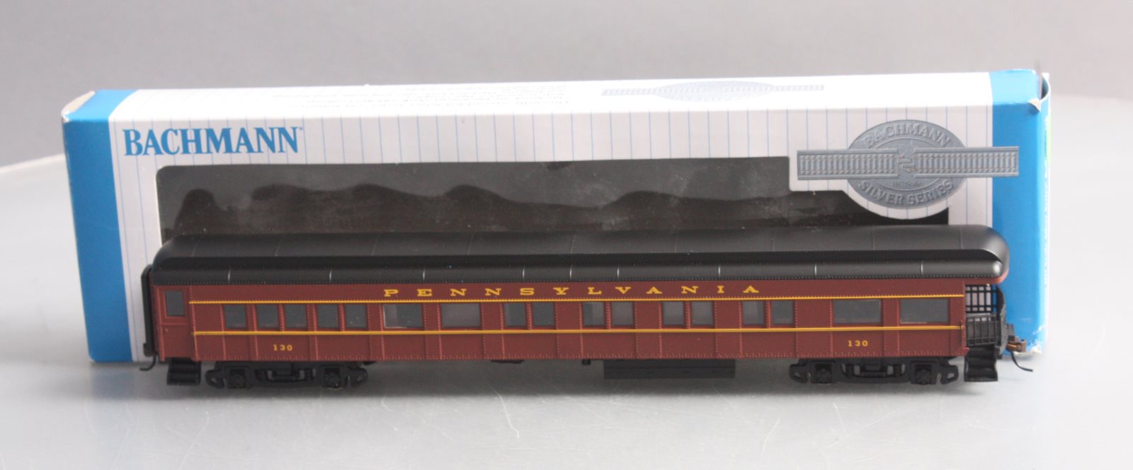Bachmann 13802 HO Pennsylvania 72' Heavyweight Observation Car #130