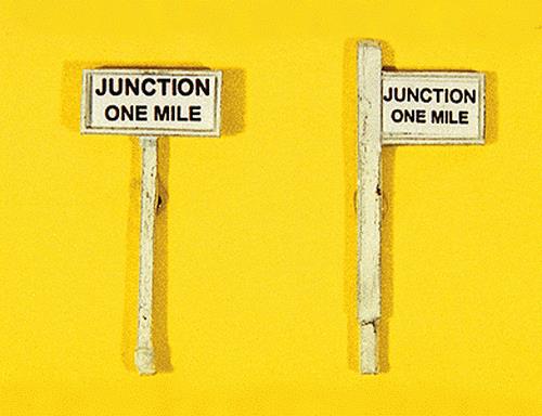 JL Innovative Design 837 HO Junction One Mile Sign Set (Pack of 2)