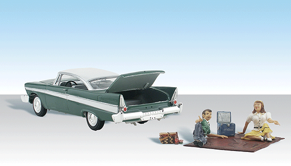 AutoScenes™ - Assembled -- Parked for a Picnic