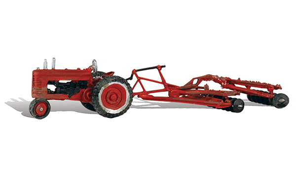 AutoScenes - Assembled -- Farm Tractor & Disc