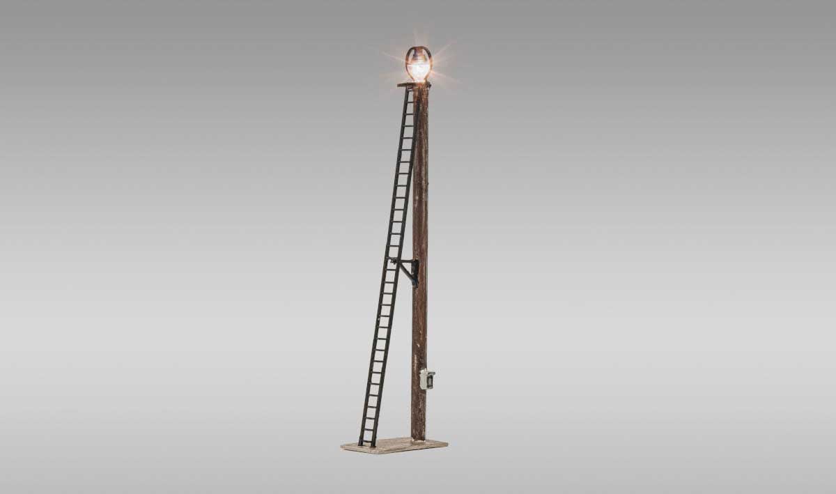 Wooden Yard Lamps - Just Plug -- 4-13/16"12.2cm, 30.4 scale feet 9.26 scale meters Tall pkg(3)