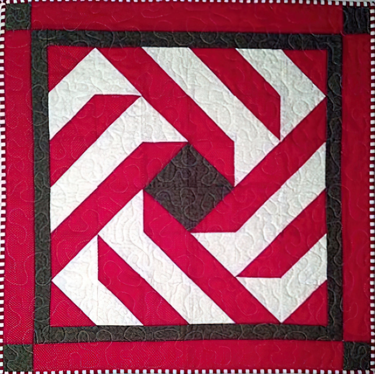 Cut Loose Press - Mint Twist Table Topper Pattern