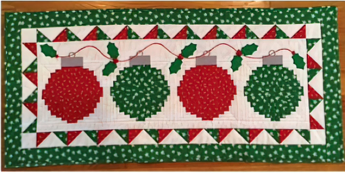 Cut Loose Press - Happy Noel Table Runner Pattern
