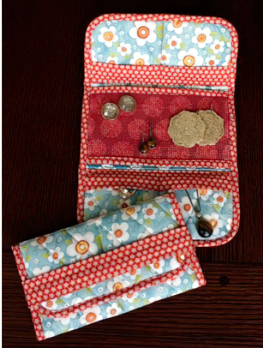 Cut Loose Press - Jewelry Travel Wallet Pattern CLPAUN001