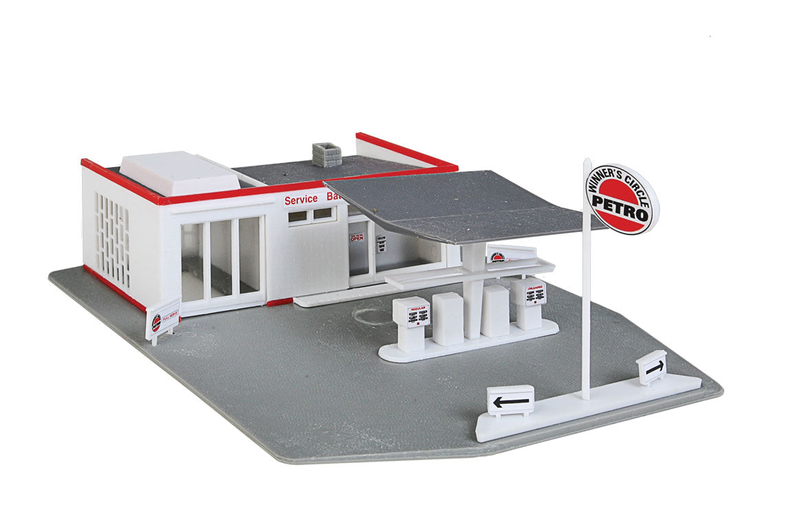 Gas Station -- Kit - 5-1/2 x 6-1/4"13.9 x 15.8cm