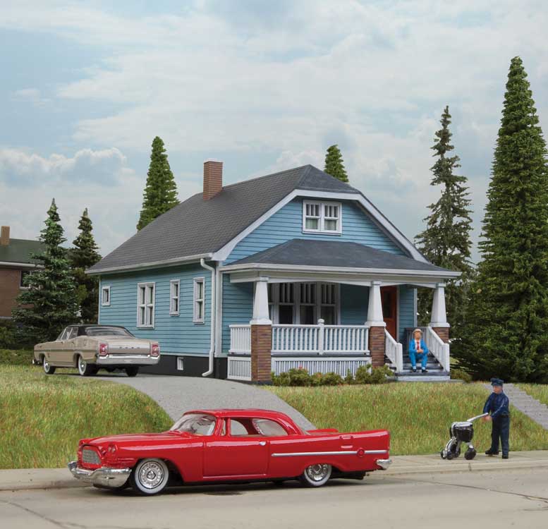 American Bungalow -- Kit - 6-11/32 x 3-5/8 x 3-1/2"16.1 x 9.1 x 8.8cm