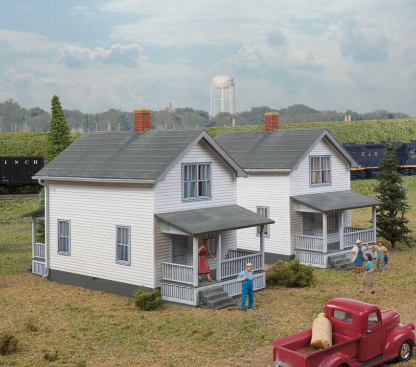 Company House pkg(2) -- Kit - Each: 6-7/16 x 2-13/16 x 3-3/4"16.3 x 7.1 x 9.4cm