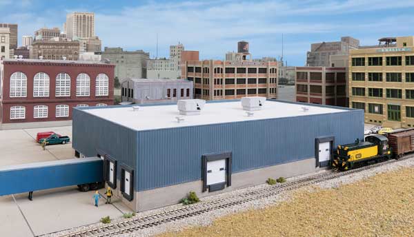 Modern Steel Warehouse -- Kit - 10-1/2 x 6-5/16 x 2-13/64"26.7 x 16 x 5.6cm