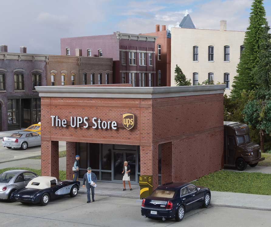 The UPS Store -- Kit - 4-5/16 x 3-5/8 x 2-3/4"10.9 x 9.2 x 6.9cm