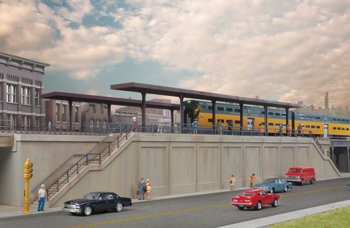 Elevated Commuter Station -- Kit - 20-1/2 x 6-7/8 x 4-11/16" 52 x 17.4 x 11.9cm