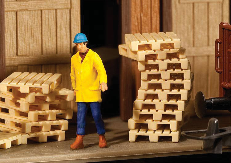 Wood Pallets -- Kit pkg(12)