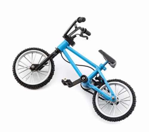 Dynamite DYNO5003 1/10 Rock Crawler & Scale Accessory #4 Bicycle