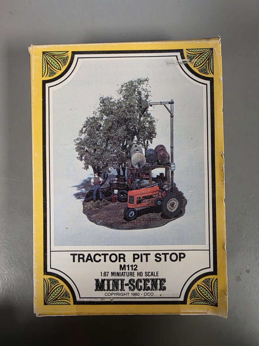 Woodland Scenics M112 HO Scale Mini-Scene Tractor Pit Stop Building Kit