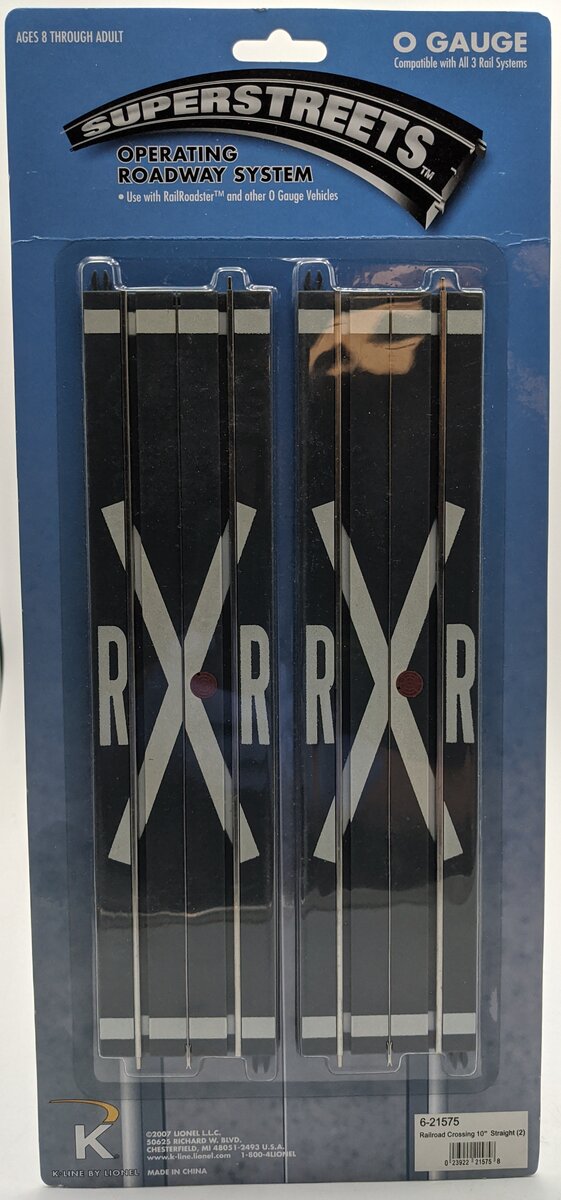 Lionel 6-21575 O Gauge SuperStreets Railroad Crossing 10" Straight Track